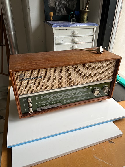Salora Vintage radio