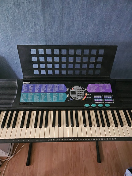 YAMAHA piano / kosketinsoitin