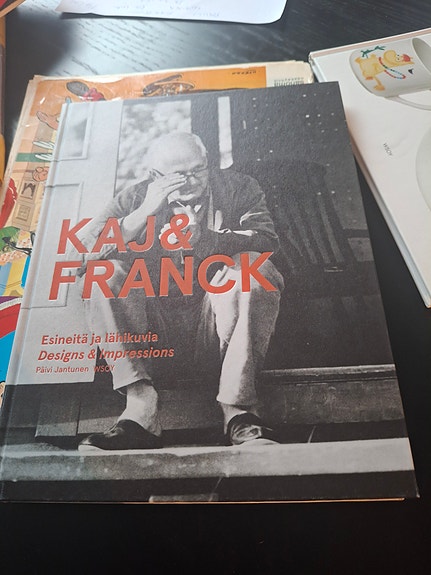 Kirja Kaj Frankista