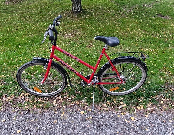 Tunturi Aurora kaupunkipyörä 56 cm 26" naisten polkupyörä