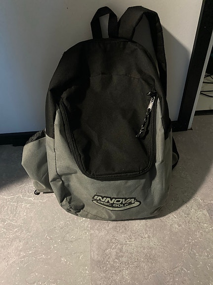 Innova Champion Disc Golf reppu musta/harmaa