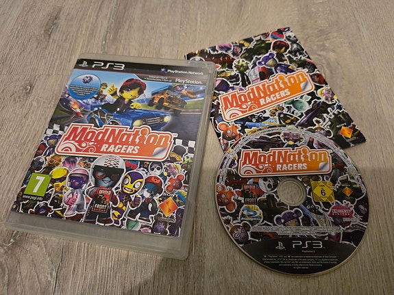 PlayStation 3 ModNation Racers peli