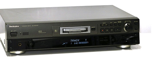 Technics minidisk-soitin