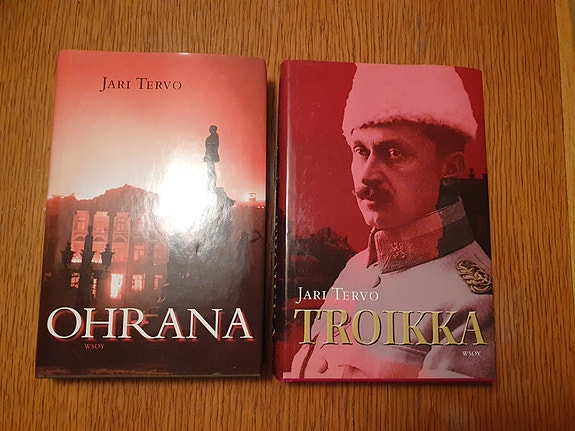 Jari Tervo: Ohrana ja Troikka kovakantiset kirjat