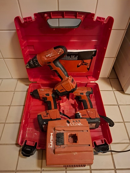 Hilti 14.4V työkalusetti: porakone + iskuruuvinväännin + ruuvinväännin