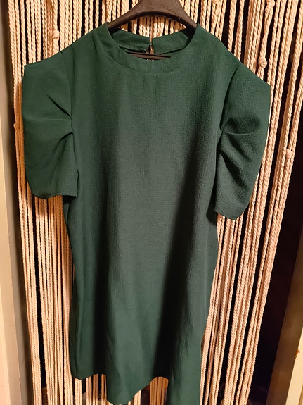 Vihreä mekko