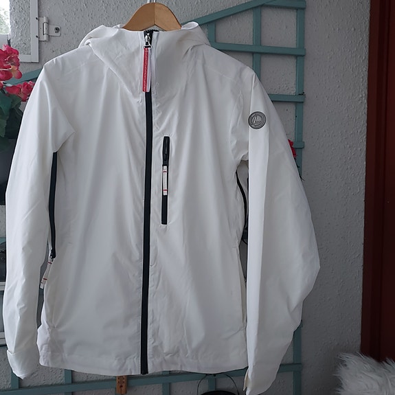 Luhta Sport ulkoilutakki, koko 40.