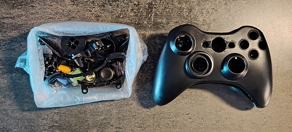 Xbox 360 ohjaimen vaihtokuoret ja -nappulat