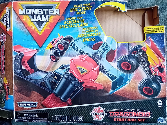 Monster Jam Dragon Stunt Dial leikkisetti