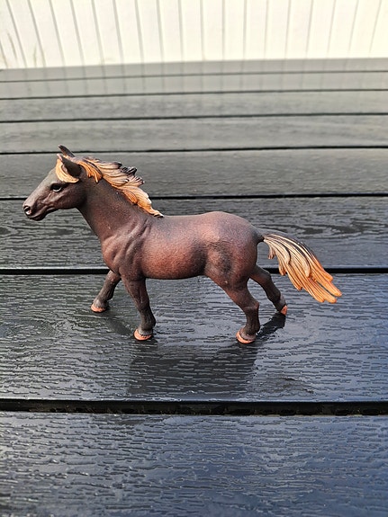 Schleich poni