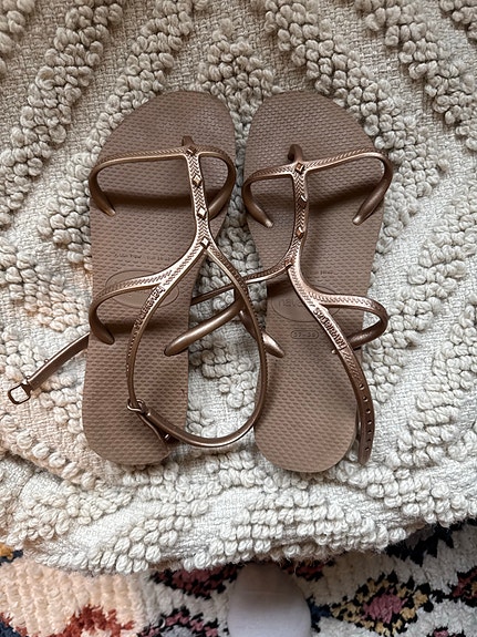 Havaianas sandaalit koko 37/38 ruskea