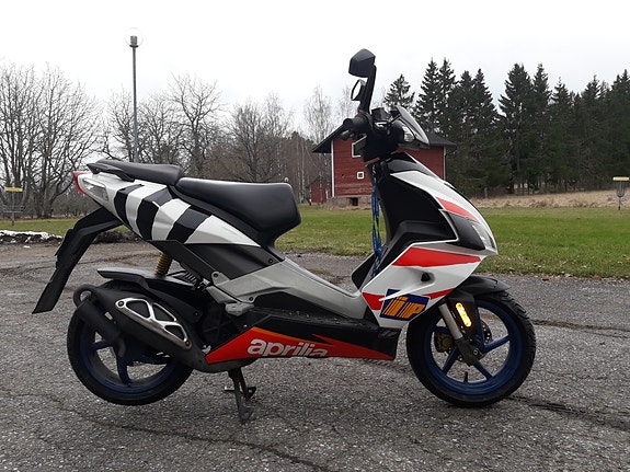 Aprilia SR 50 DiTech – kokonainen varaosapaketti