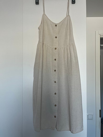 Beige mekko