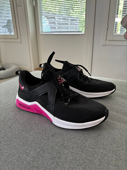 Nike treenikengät