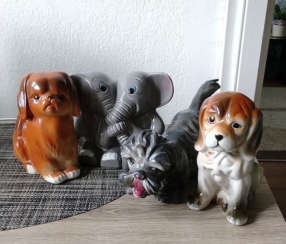 4kpll eläin figuuri yhdessä tai erikseen