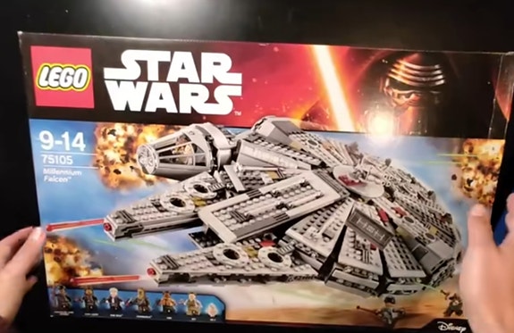 LEGO Star Wars Millennium Falcon -rakennussarja