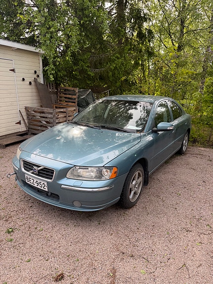 Volvo S60 2.4D osina