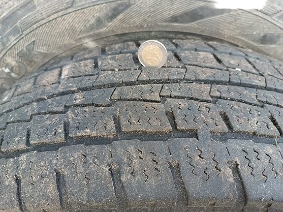 Hankook Winter RW06