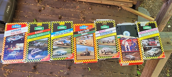 Ralli videoita vhs ja dvd tallenteina