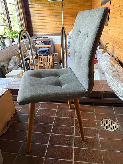 Ruokapöydän tuolit 4 kpl