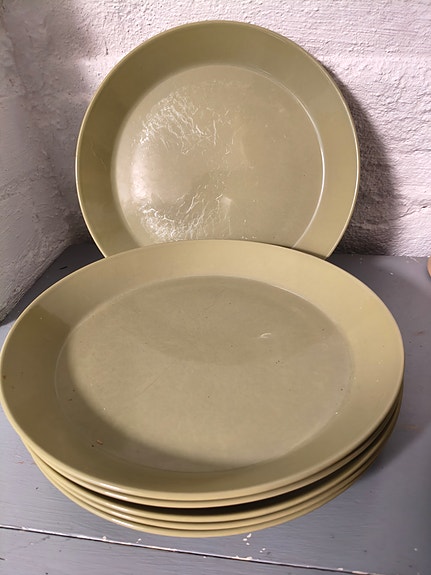 Iittala ruokalautaset 26 cm oliivin vihreä