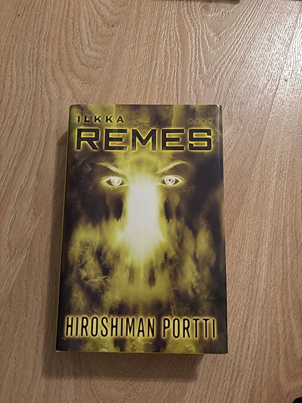 Ilkka Remes Hiroshiman portti pokkari