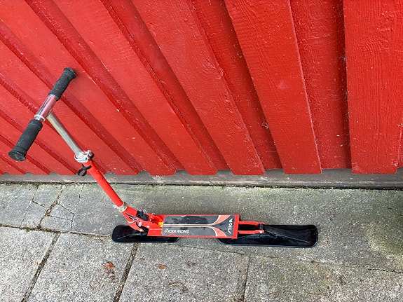 Stiga potkulauta suksella lapsille