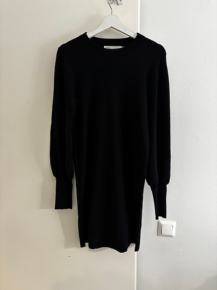 🖤 Siisti InWear neulemekko koko S