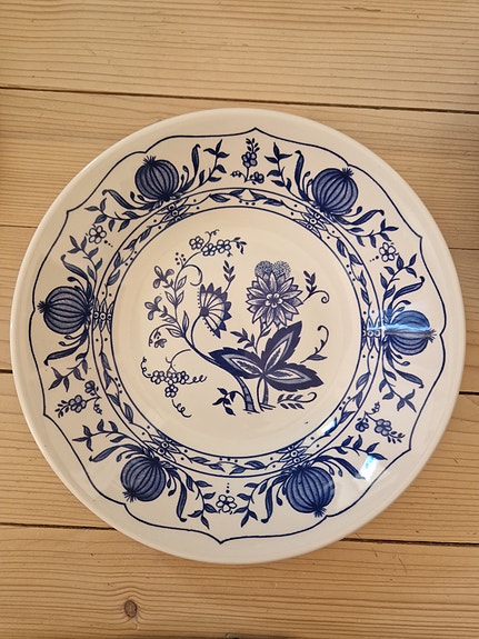 Churchill syvät lautaset