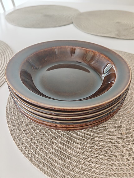 Arabian lautaset