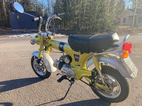 Honda DAX ST70 1973 museoajoneuvo