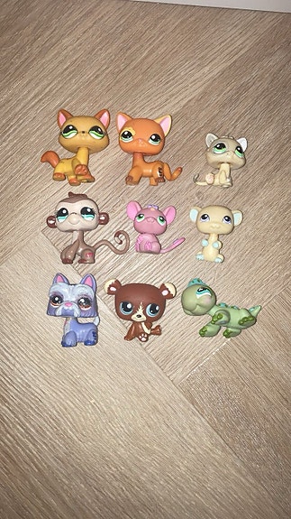 Paljon Littlest Pet Shop hahmoja