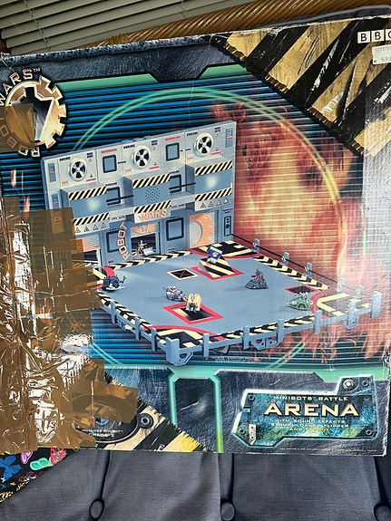 1998 ROBOT WARS AREENA