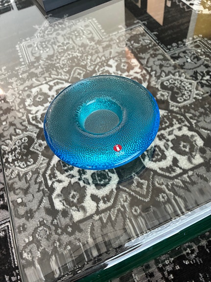 Iittala sininen Nappi tuikkualunen