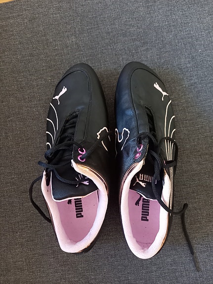 Puma; naisten kengät, koko 40
