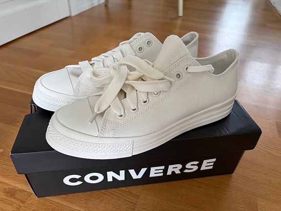 Converse Chuck Taylor Throwback Ox -kengät, koko 44