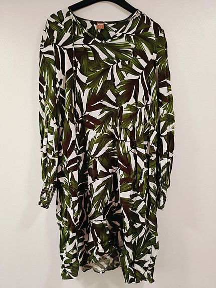 Hugo Boss kesämekko