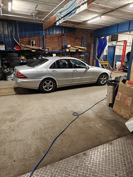 talvirenkaat vanteilla MB w220