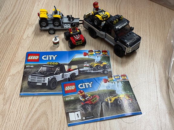 LEGO City 60148 maasturi traileri ja kaksi mönkijää