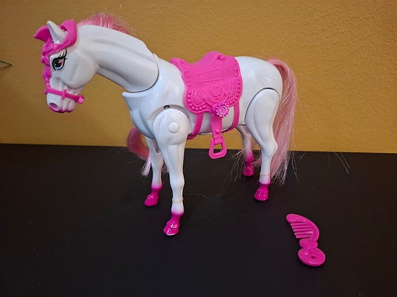 ihana Barbie hevonen!