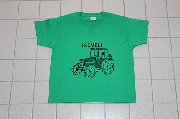 Isoveli Traktori t-paita 116cm, nimellä
