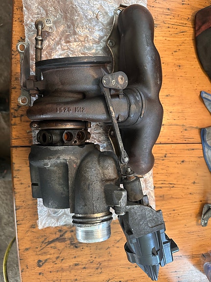 BMW turboahdin pakosarjalla n20 turbo