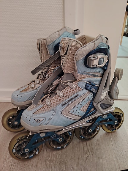 Rollerblade rullaluistimet + suojat ja jarrupalat
