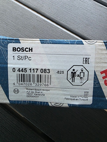 Audi 3.0 tdi  ruiskutussuutin. Uusi bosch