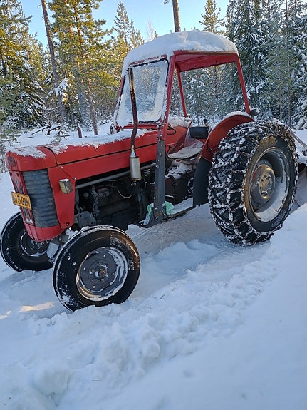 Traktori Mf 65 vm. 63
