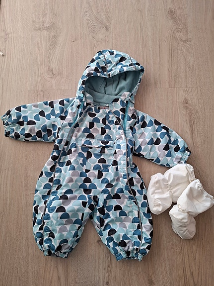 Vauvan toppahaalari 56 + töppöset