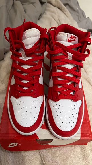 Nike dunk high university red