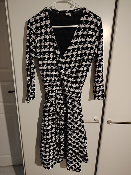 Aito tuotteen kietaisumekko M