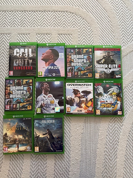 Xbox One pelipaketti (mm. GTA V, FIFA, Overwatch, Call of Duty)