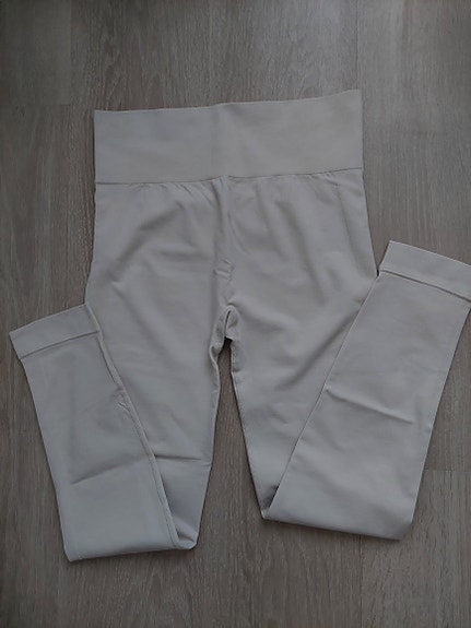 Lindexin leggingsit XL